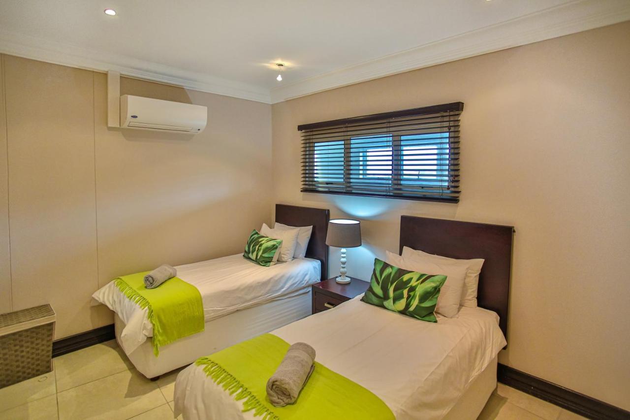 504 Ballito Manor View-Luxury Home On The Main Beach Esterno foto